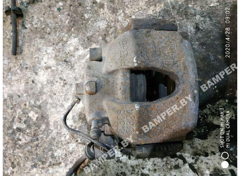 Суппорт передний правый к Renault Espace, 2004г.