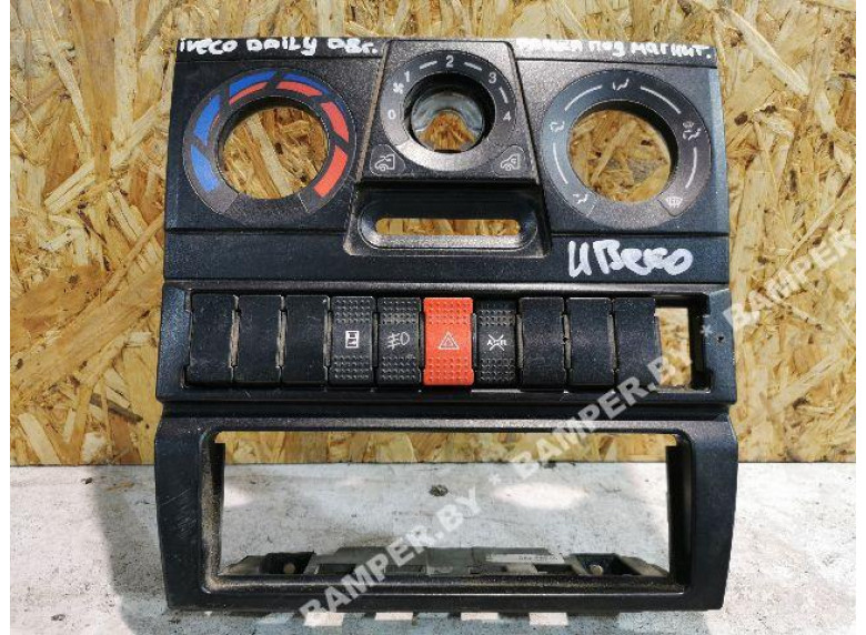 Рамка под магнитолу к Iveco Daily, 2008г.