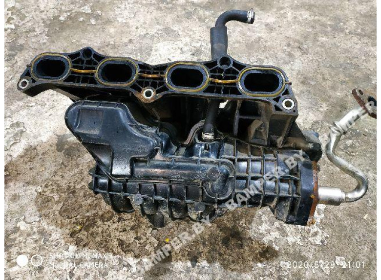 Коллектор впускной к Suzuki Liana, 2005г.