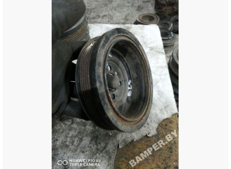 Шкив коленвала к Volkswagen Golf, 2006г.