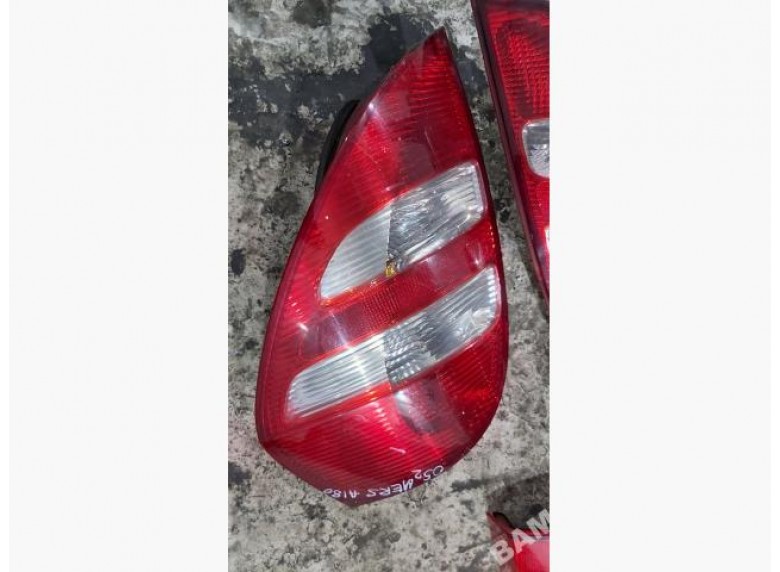 Фонарь задний правый к Mercedes A W169