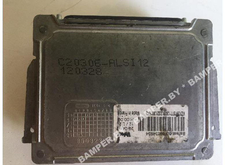 Блок розжига ксенона к Renault Laguna, 2012г.