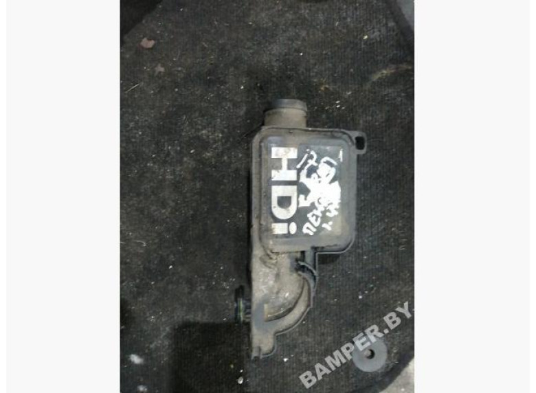 Патрубок турбины к Peugeot 206, 2004г.