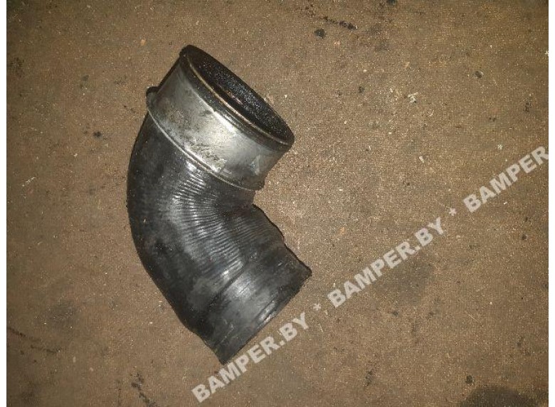 Патрубок интеркулера к Audi A4