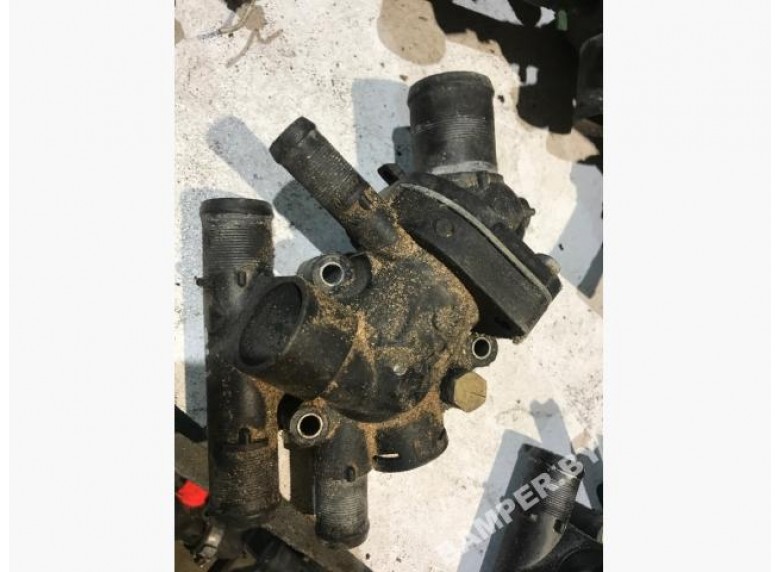 Корпус термостата к Mitsubishi Space Star