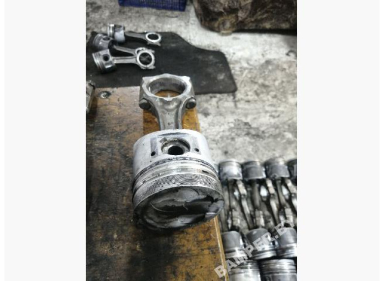 Поршень к Opel Vectra, 1996г.