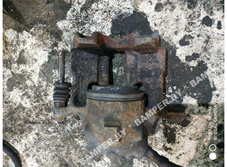 Суппорт передний левый к Volvo 440