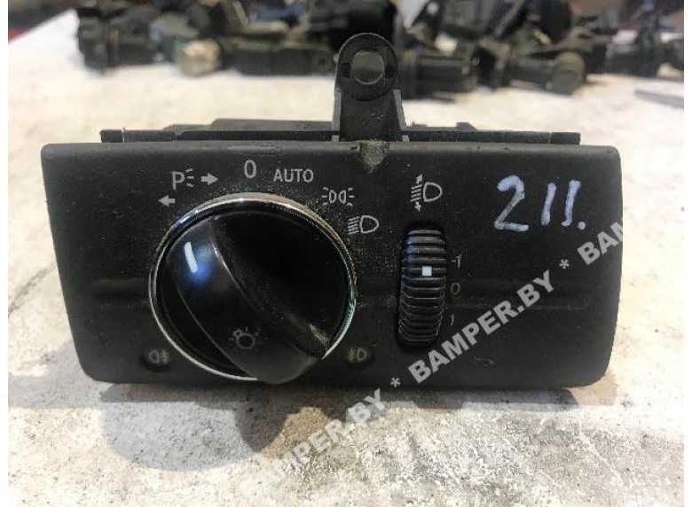 Переключатель света к Mercedes E W211, 2002г.