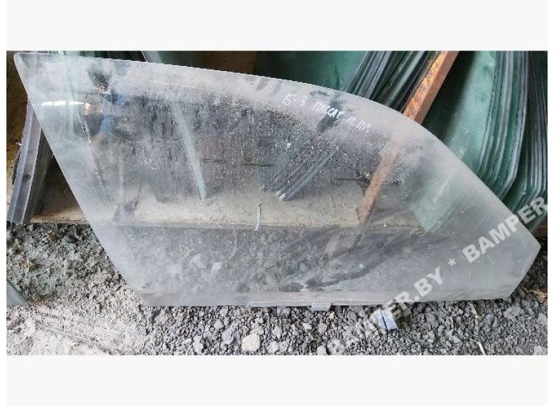 Стекло двери передней правой к Volkswagen Passat, 1990г.