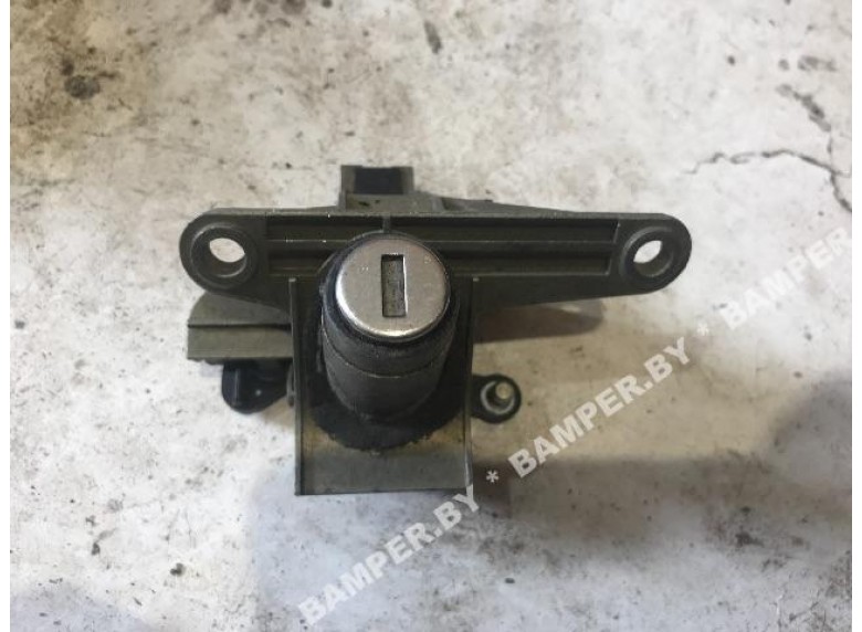 Замок багажника к Audi A3