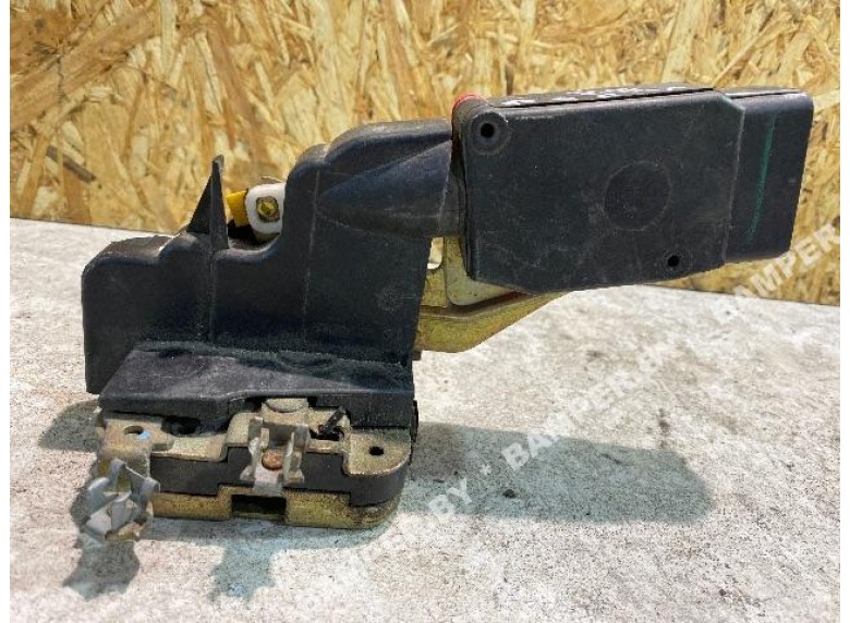 Замок двери передней правой к Volvo S40