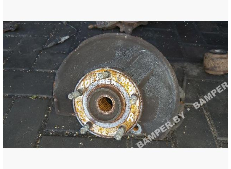 Ступица передняя правая к Dodge Caliber, 2007г.