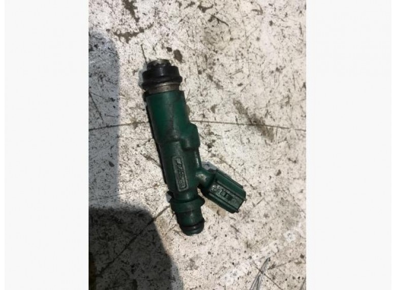 Форсунка к Toyota Yaris