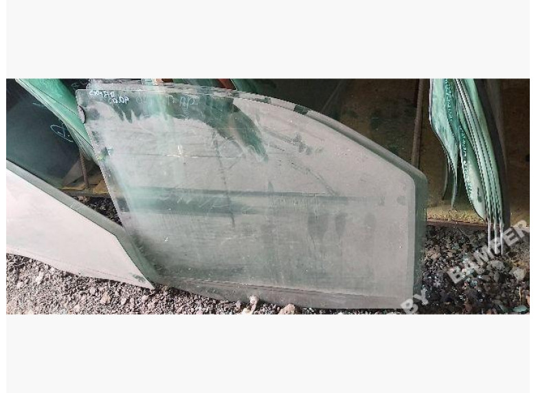 Стекло двери передней правой к Peugeot 806, 1999г.
