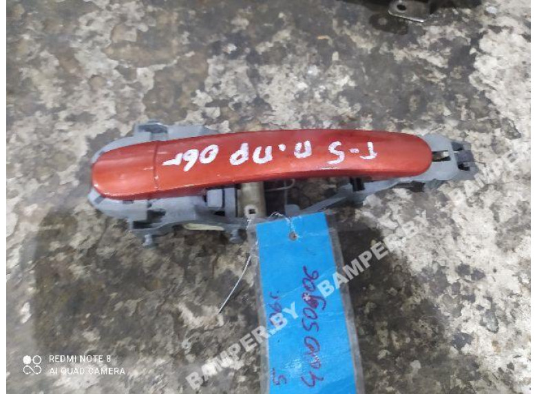 Ручка наружная передняя правая к Volkswagen Golf, 2006г.