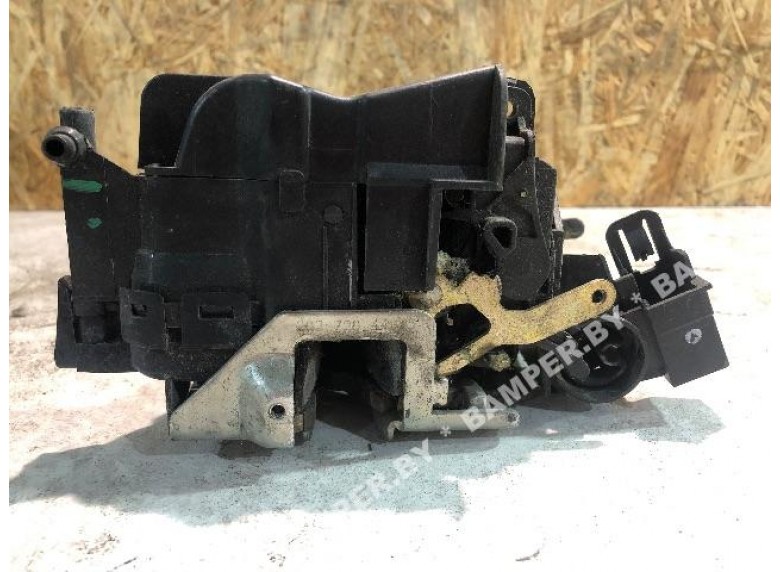 Замок двери передней правой к Mercedes E W210