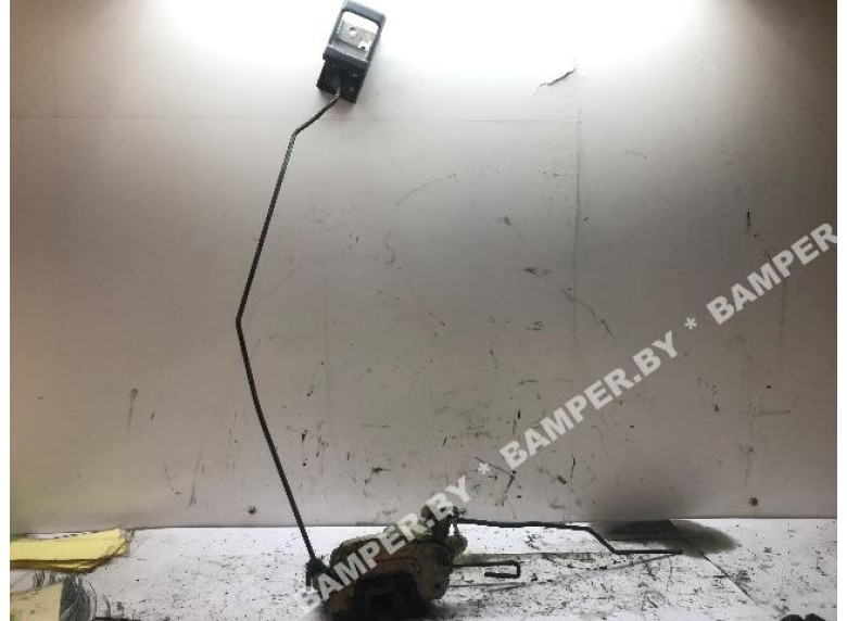 Замок двери передней левой к Nissan Vanette, 2000г.