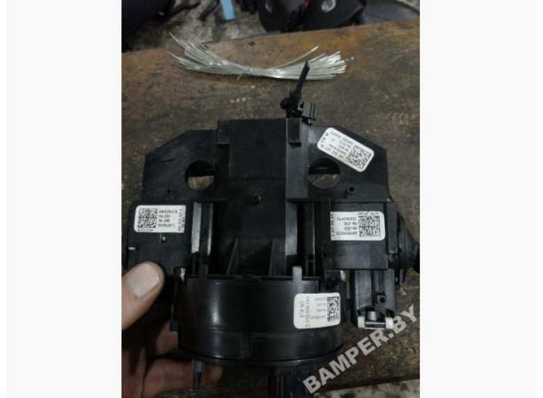 Переключатель подрулевой (стрекоза) к Seat Leon