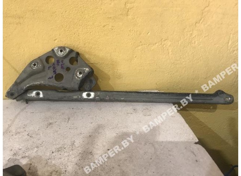 Петля капота левая к Mercedes E W210