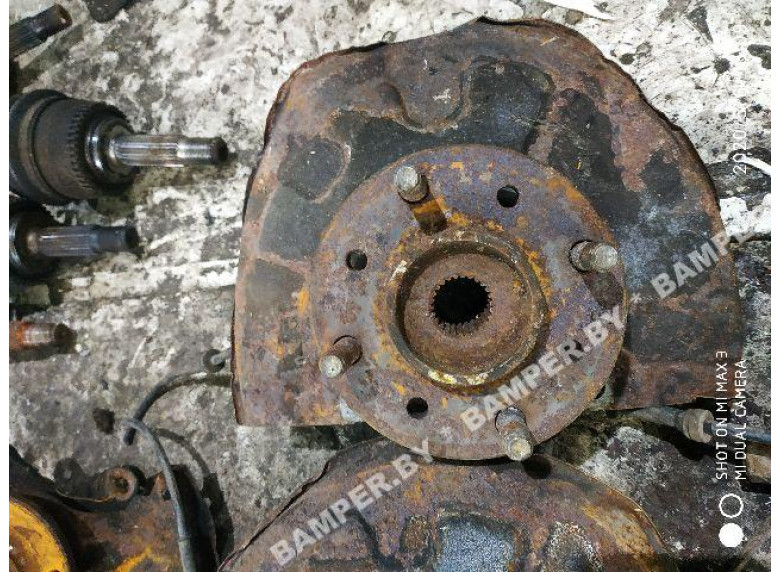 Ступица передняя левая к Volvo V40