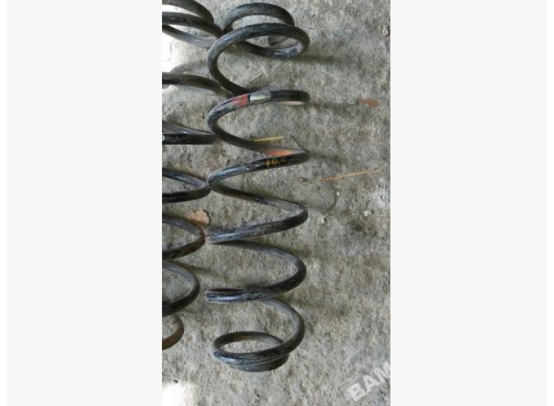 Пружина задняя к Volkswagen Golf, 2001г.