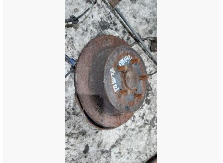 Ступица задняя левая к Toyota Prius, 2005г.