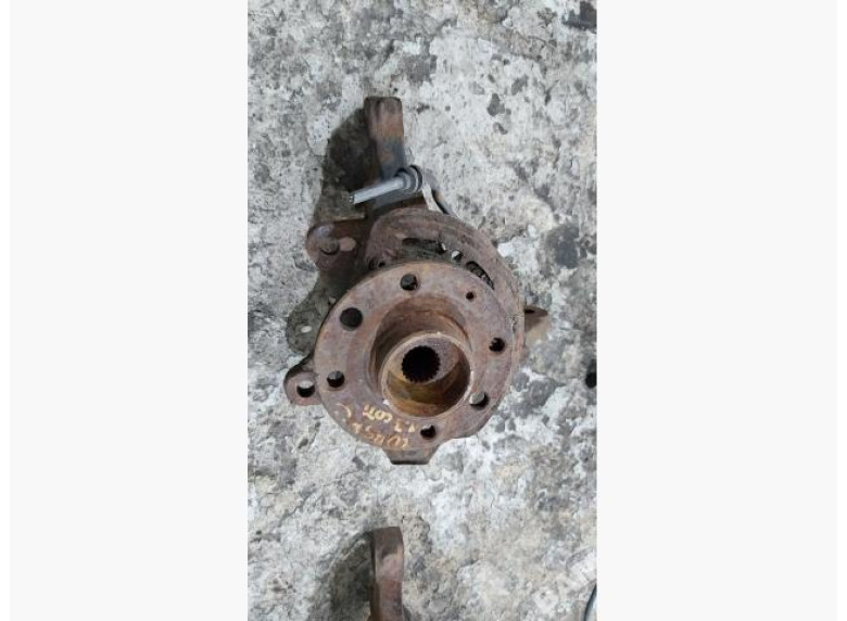 Ступица передняя левая к Opel Corsa, 2004г.