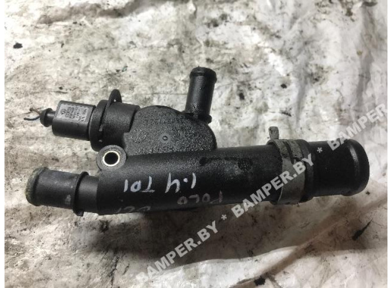 Фланец (тройник) системы охлаждения к Volkswagen Polo, 2006г.