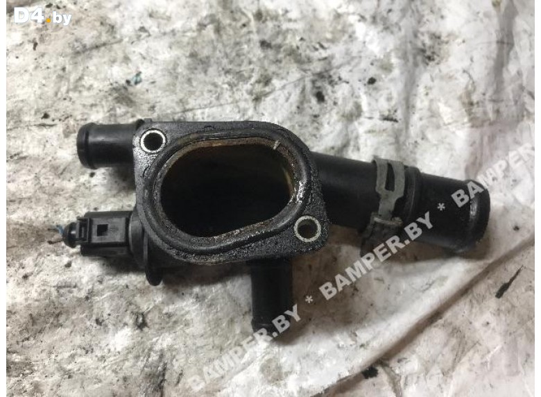 Фланец (тройник) системы охлаждения к Volkswagen Polo