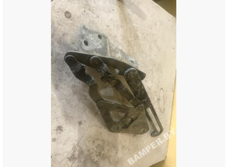 Петля капота левая к Volkswagen LT, 2003г.