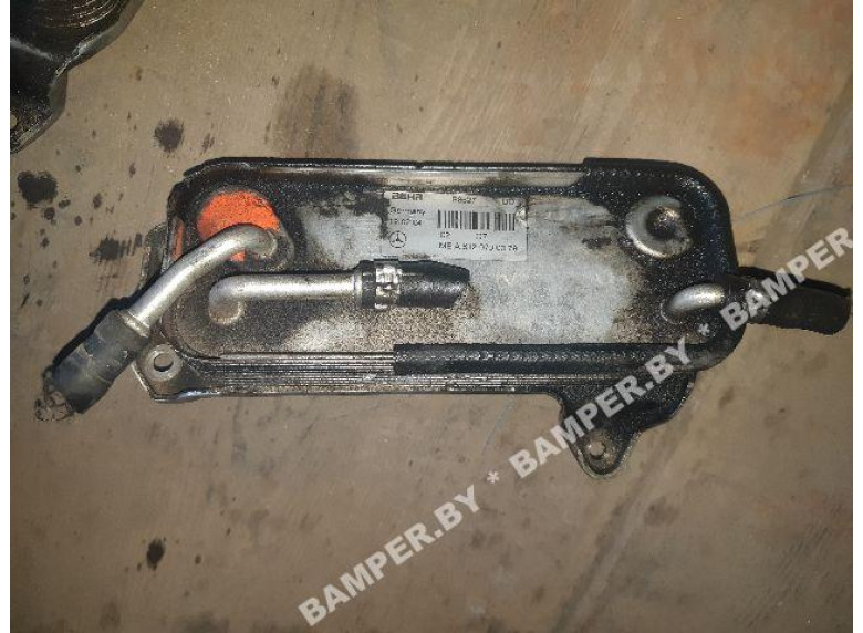 Теплообменник масляного фильтра к Mercedes C W203, 2002г.