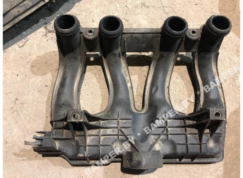 Коллектор впускной к Peugeot Partner, 1999г.