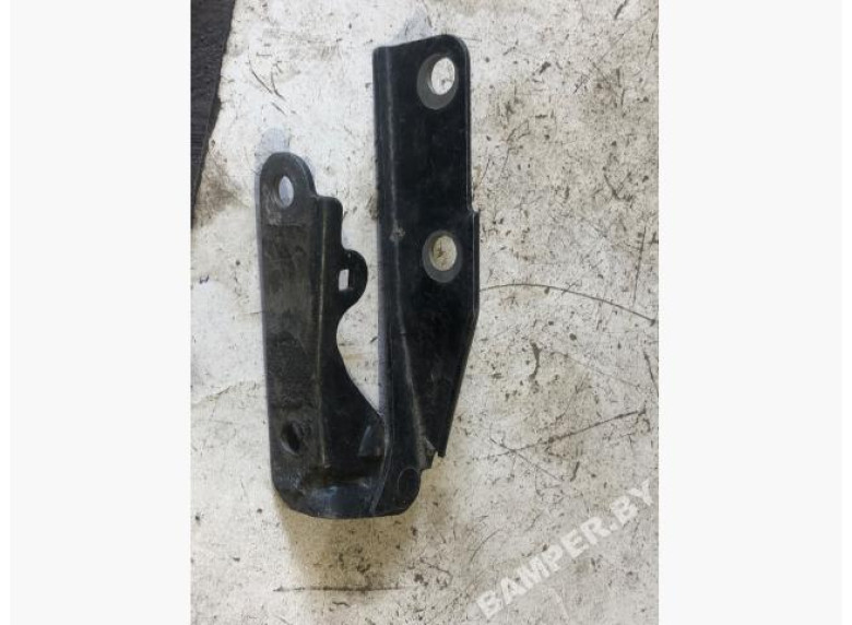 Петля капота правая к Seat Ibiza, 2005г.