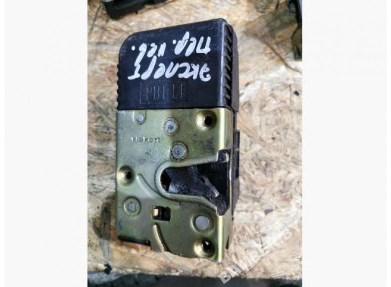 Замок двери передней левой к Peugeot Expert