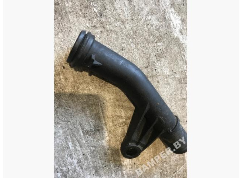 Трубка охлаждающей жидкости пластиковая к Renault Kangoo, 2003г.