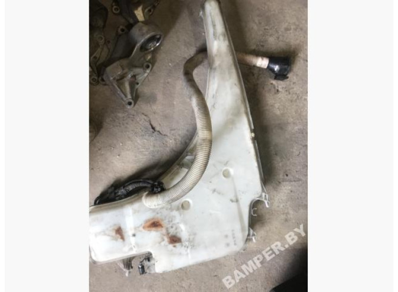 Бачок омывателя к BMW 1 E87/E81/E82/E88