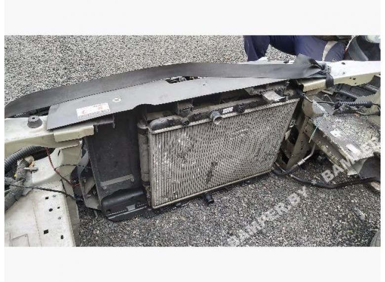 Передняя панель крепления облицовки (телевизор) к Citroen C5