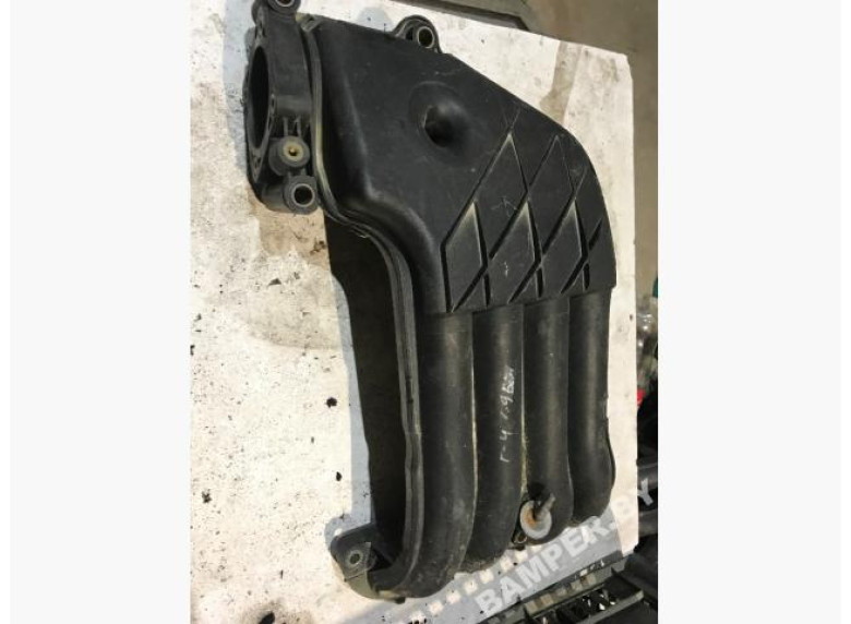 Коллектор впускной к Volkswagen Golf, 1998г.