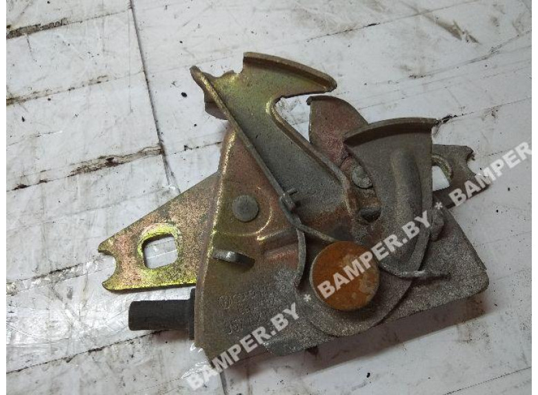 Замок капота к Volkswagen Passat, 1991г.