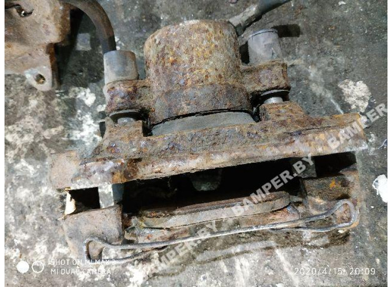 Суппорт передний правый к Fiat Punto