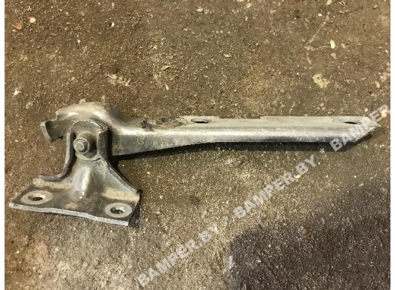 Петля капота правая к Audi 80