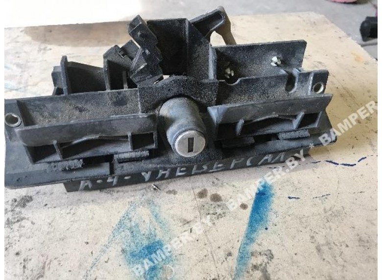 Ручка открывания багажника к Audi A4