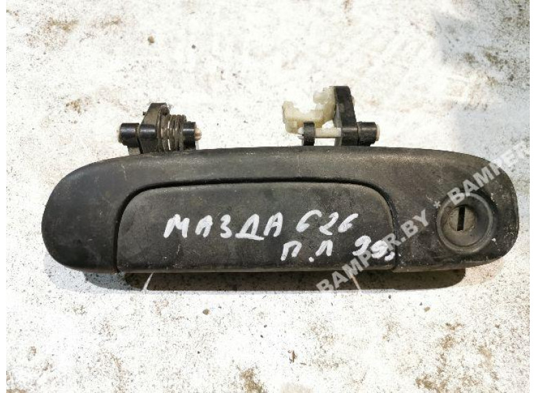 Ручка наружная передняя левая к Mazda 626, 1999г.