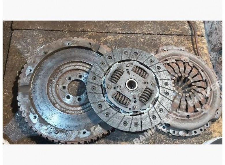 Комплект сцепления к Dacia Logan