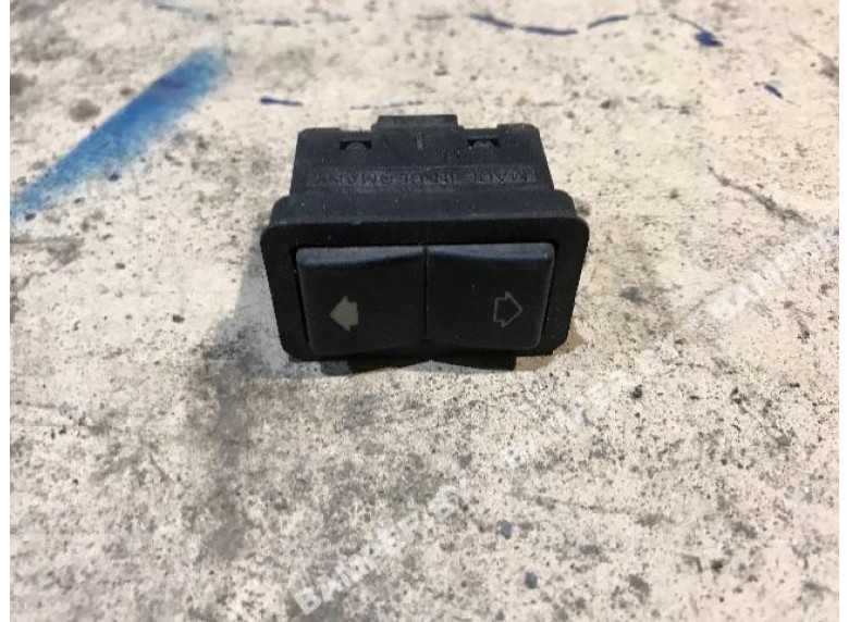 Кнопка стеклоподъемника к BMW 5 E39