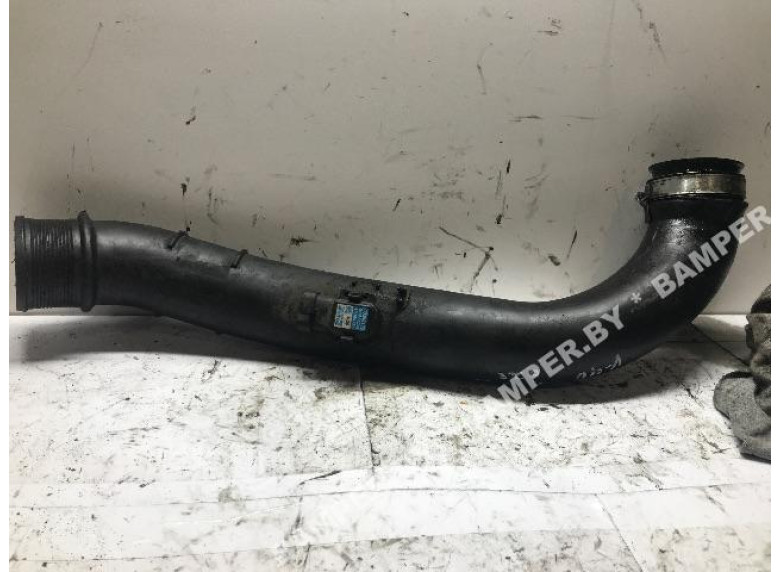 Патрубок интеркулера к Volvo V40