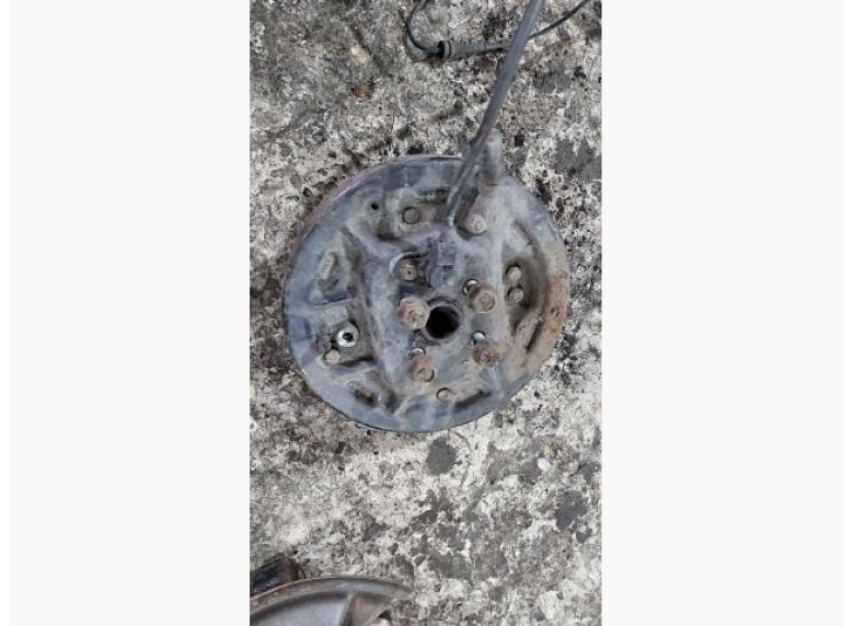 Ступица задняя левая к Suzuki Swift, 2007г.