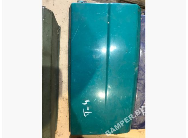 Ус под фару левый к Volkswagen Transporter, 1999г.