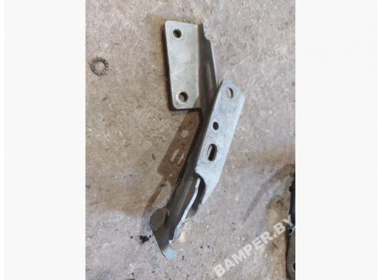 Петля капота правая к Ford Focus