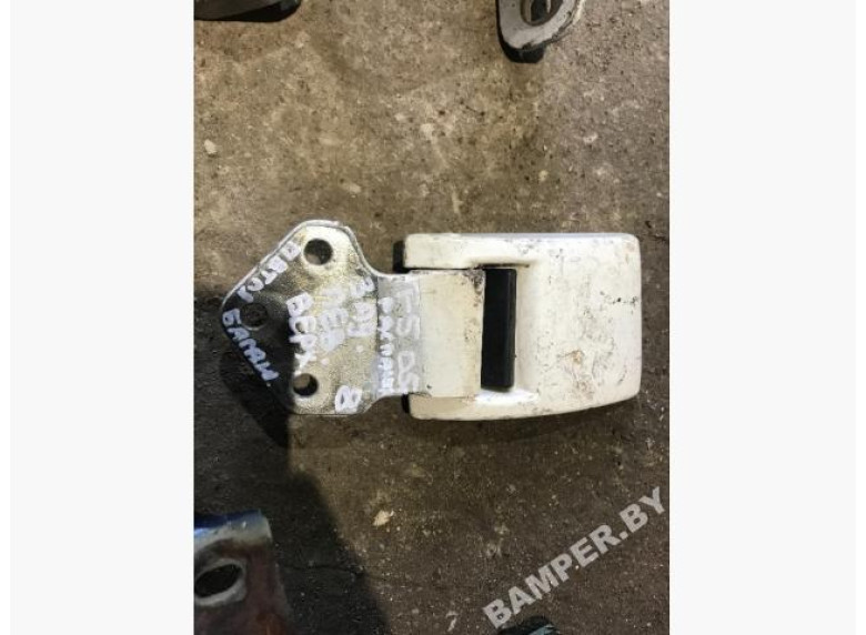 Петля крышки багажника к Volkswagen Transporter, 2005г.